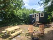 Hill Top Hideaway Shepherds Hut with Hot Tub Hill Top Hideaway Shepherds Hut with Hot Tub