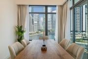 Luxury 2BHK Stunning Skyline Lakeview in JLT 401