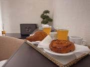 Corona Suite & Rooms