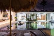 Seminyak Tropical Oasis Center-3 Br-Private Pool