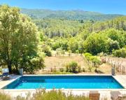 Villa de charme piscine vue panoramique Sainte-Victoire proche lac et Aix centre