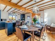 Top Trunch Top Trunch