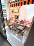 Reel Apartments- Walk to the beach and centre