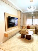 Luxurious 2BR Apartment and parking