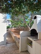 Flora Apartman Sutivan