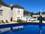 Gîte spacieux 9 personnes 4 étoiles, avec piscine