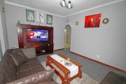 Peaceful 4 Bedroom Flat in Germiston with WI-FI