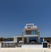 Theo luxury Napa villa