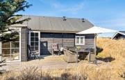 Beach Hotel Inspired Holiday Home At Tranum Strand