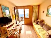 Studio ski aux pieds pour 2 personnes avec balcon ensoleillé - FR-1-275-224