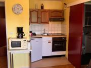 2 pièces à 100 m de la plage avec parking privatif - FR-1-712-94