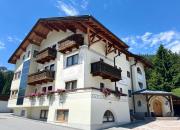 Apart Gabriele - Pure Alpin Style