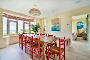 Headlands- Stylish Oceanfront Property on Harlyn Bay