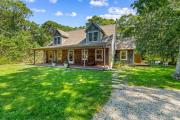 Top Vineyard Haven