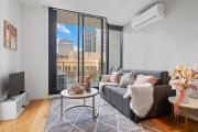 Prime Location Southern Cross 2BR freetram skybus