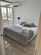 frente al mar edificio LAS PALMERAS