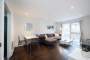 Modern 2 Bedroom Flat in Shoreditch