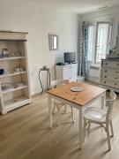 Joli studio lumineux- LA ROCHELLE - Port historique