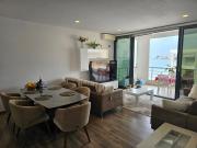 Splendid sea view, great location!