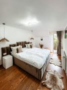 Pensiunea Adam și Eva