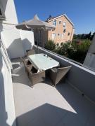 Beachfront Apartment Sun