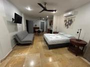 Blue angel 10 a unos paso de la 5av