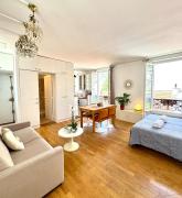 Le Marais - Bercy - Louvre Museum - Bastille