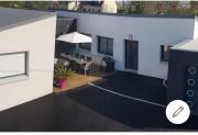 Location grand plein pied avec piscine chauffée