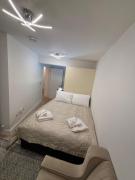 Room to rent in modern house,Central location