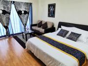 Cosy studio with King size bed 青旅一族