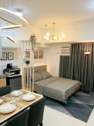 Hometel by ECR at Viceroy Residences