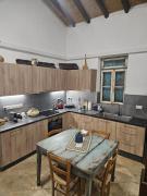 Traditional adobe house in Evrychou with cozy garden and fireplace!