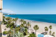 Estepona Promenade Beachfront Apartment