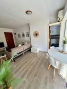 Escapada Ideal en Centro de Calpe, Piscina y 3 min de la Playa