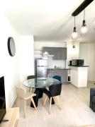 T2 Bleu Mer - Centre ville , Climatisé , 5 min de la plage et à 250m de la gare