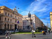 Top Naples
