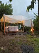 House with viewpoint in the Pacific