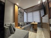 Well equipped contemporary studio