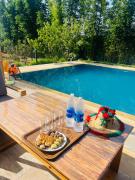 Al Nakheel - Ferme Spacieuse avec Grande Piscine Privée et Espace Vert