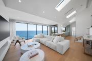 Stunning 4BR Waterfront House with pool in Sth Coogee