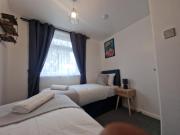 Large 4-Bedroom House with 2 Baths Sleeps 8