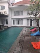 Queen Villa Jimbaran by Novita