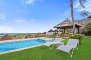 Oceanview 3BR Villa with Private Pool & Serenity
