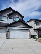 New 3-Bedroom Home Near YEG Airport With Parking