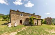 6 Bedroom Awesome Home In Anghiari
