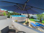 Relaxrooms, room with 2 single beds