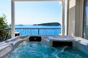 Amazing beach villa Becir stay - Molunat near Dubrovnik Amazing beach villa Becir stay - Molunat near Dubrovnik