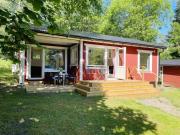 Lakeside Cabin Retreat in Sollentuna