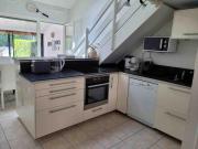 Maison dans résidence avec piscine et tennis Maison dans résidence avec piscine et tennis