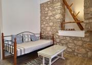 Alekos Cozy Stone 2BR Home Karya Center